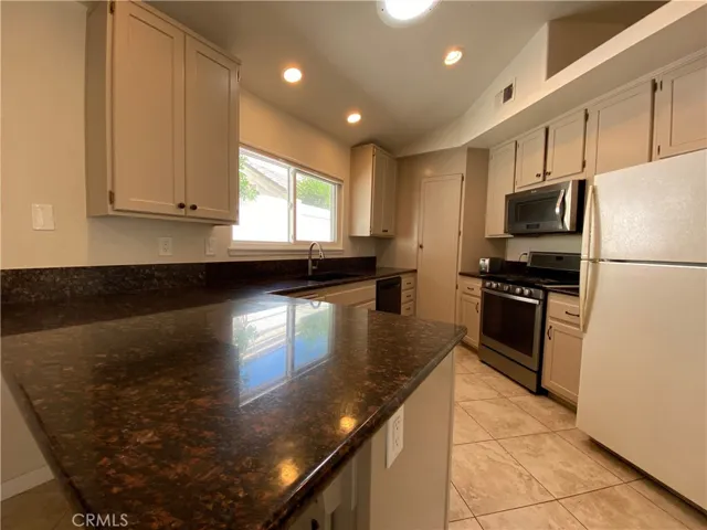 22952 Joaquin Ridge Drive, Murrieta, California 92562