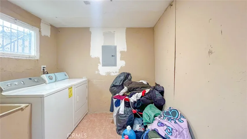 Second Building- Unit 760- private laundry