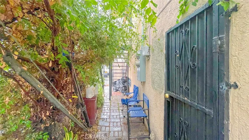 Second Building- Unit 760 1/2 -entrance to priavate laundry room