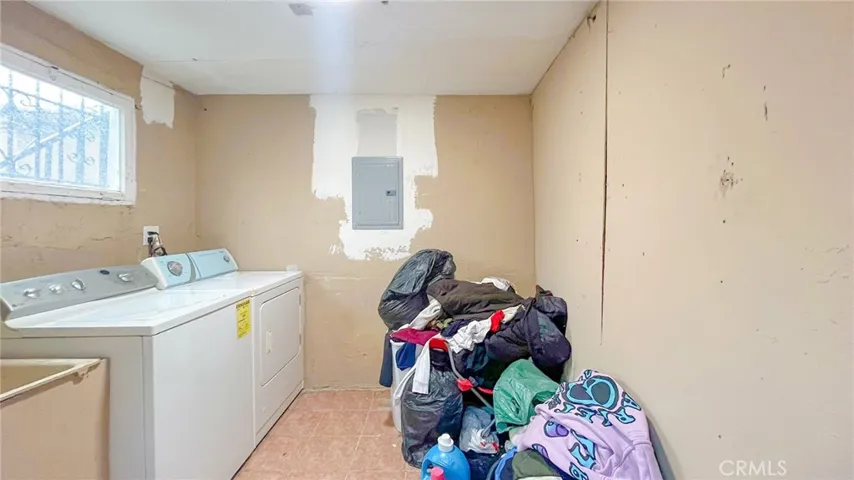 Second Building- Unit 760- private laundry