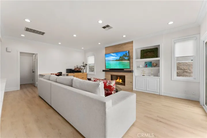 8835 E Foxhollow Drive, Anaheim Hills, California 92808
