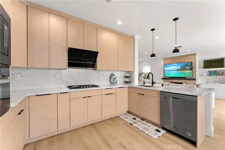 8835 E Foxhollow Drive, Anaheim Hills, California 92808