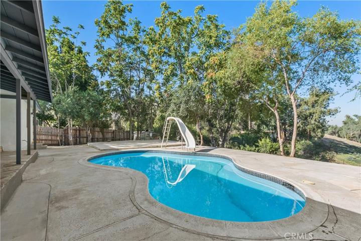 3241 Lakehill Place, Riverside, California 92501