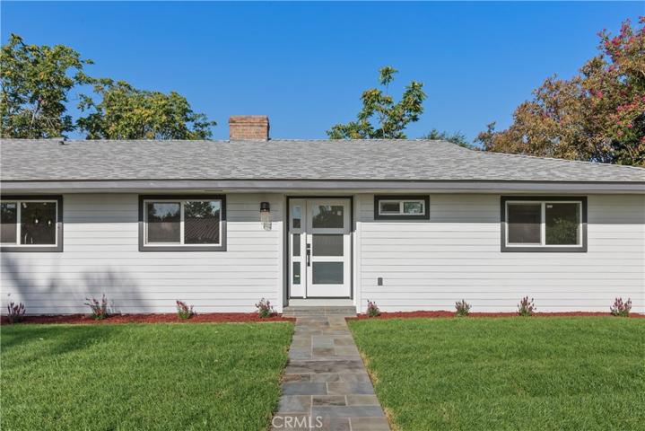3241 Lakehill Place, Riverside, California 92501