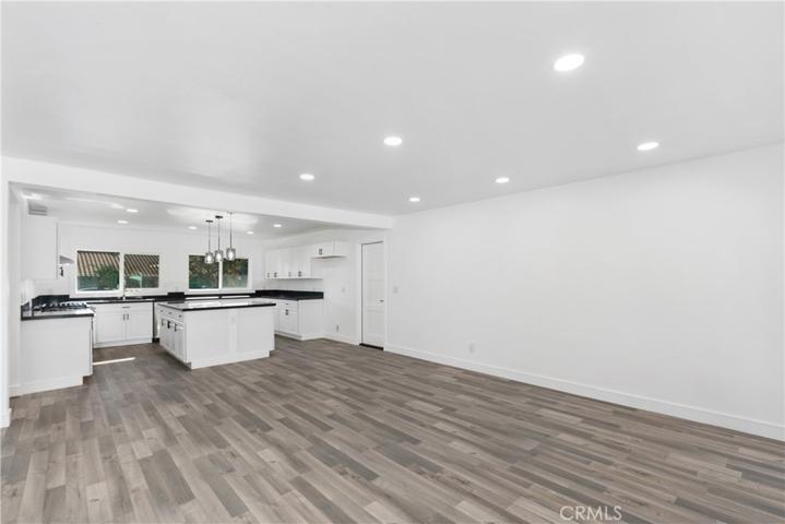3241 Lakehill Place, Riverside, California 92501