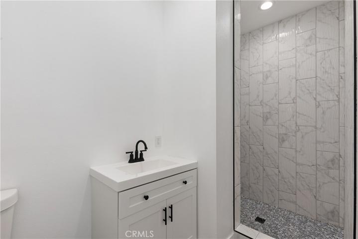 3241 Lakehill Place, Riverside, California 92501