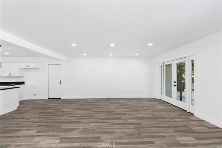 3241 Lakehill Place, Riverside, California 92501
