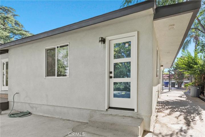 3241 Lakehill Place, Riverside, California 92501