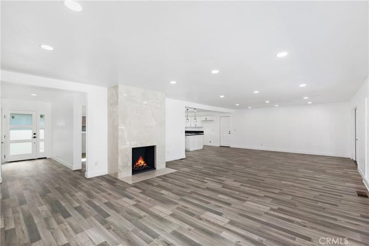 3241 Lakehill Place, Riverside, California 92501