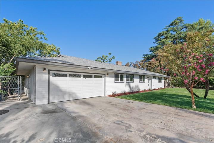 3241 Lakehill Place, Riverside, California 92501