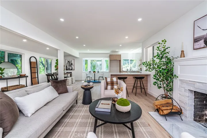 1724 Solejar Drive, La Habra Heights, California 90631