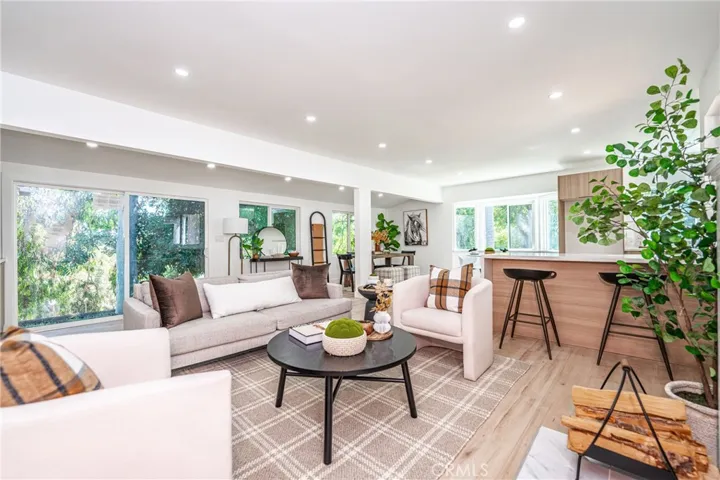 1724 Solejar Drive, La Habra Heights, California 90631