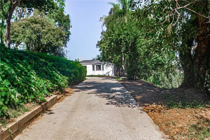 1724 Solejar Drive, La Habra Heights, California 90631