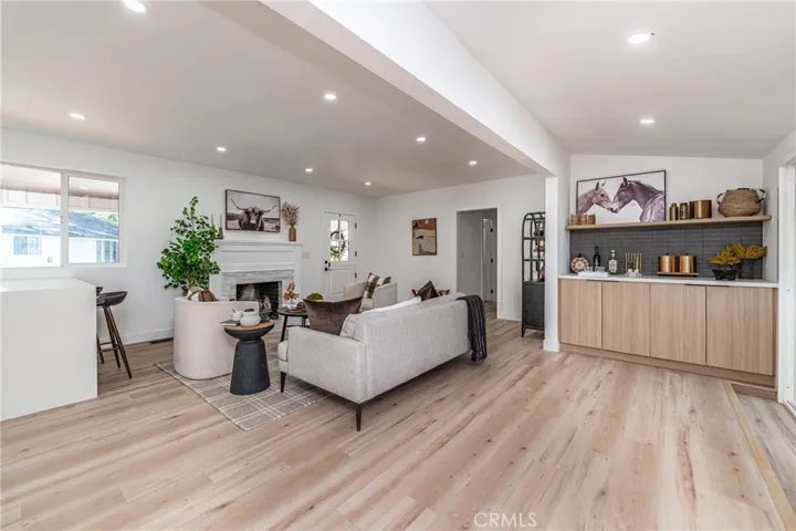 1724 Solejar Drive, La Habra Heights, California 90631