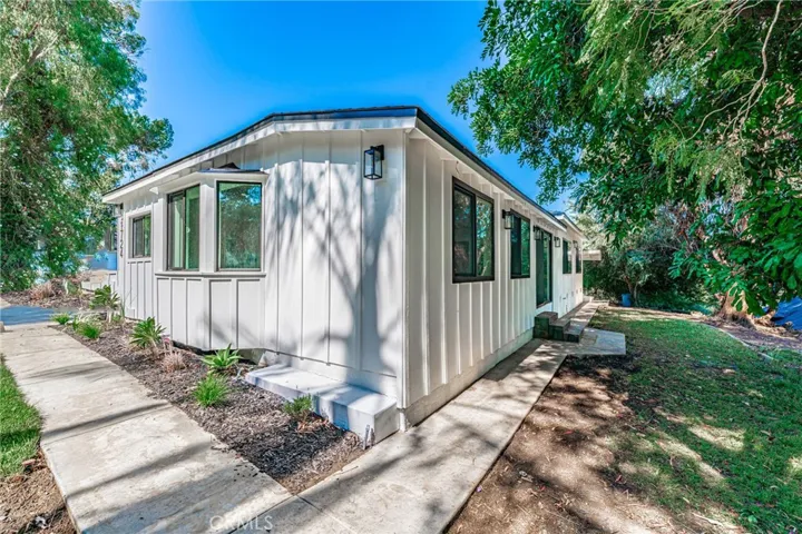 1724 Solejar Drive, La Habra Heights, California 90631