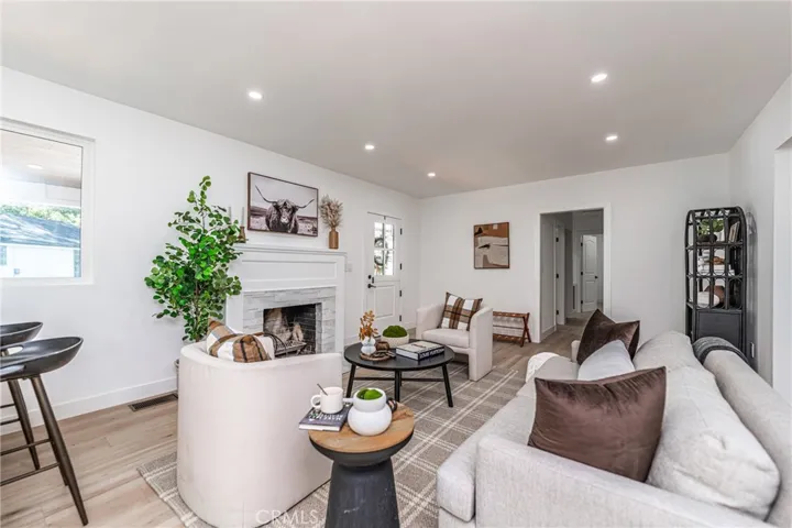 1724 Solejar Drive, La Habra Heights, California 90631
