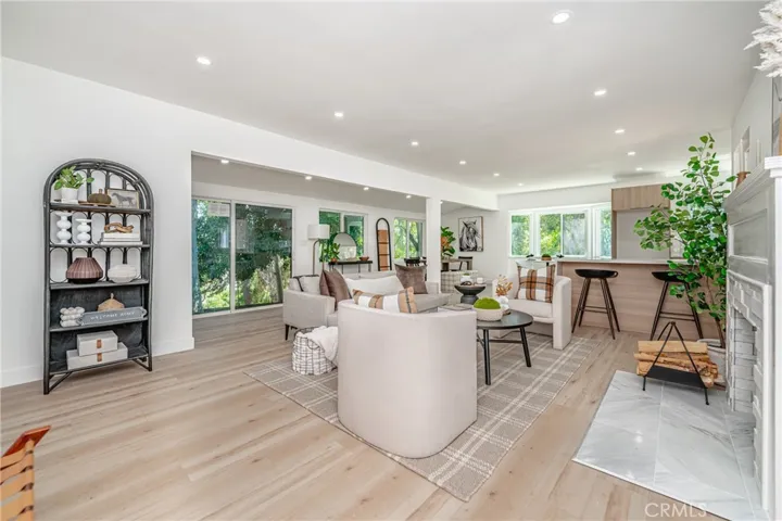 1724 Solejar Drive, La Habra Heights, California 90631