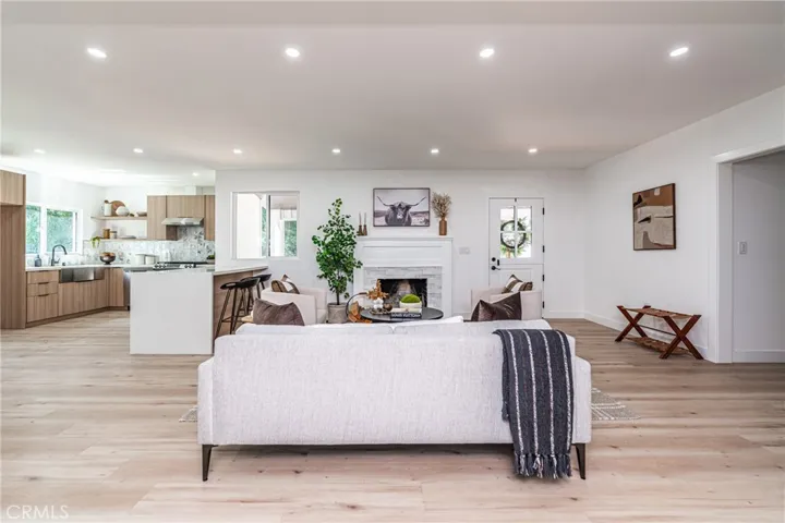 1724 Solejar Drive, La Habra Heights, California 90631