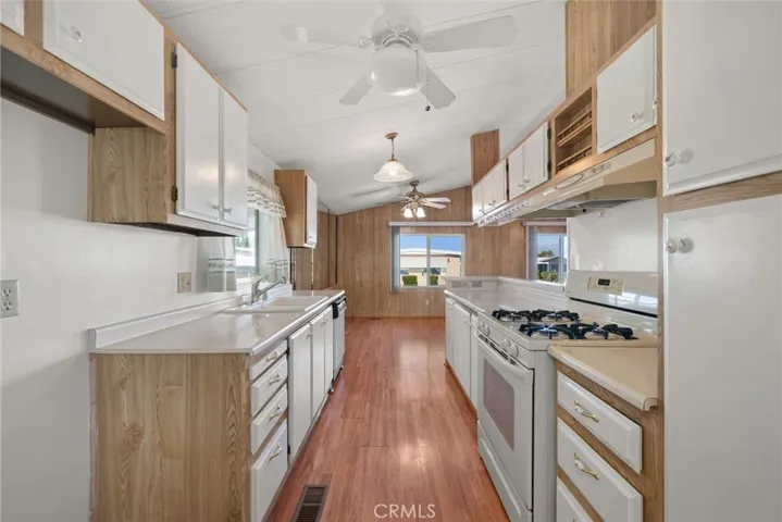 1251 E Lugonia Ave Unit 12, Redlands, California 92374