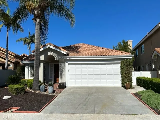 Welcome home! High ceilings in all rooms, no carpeting, completely single level, no interior steps.