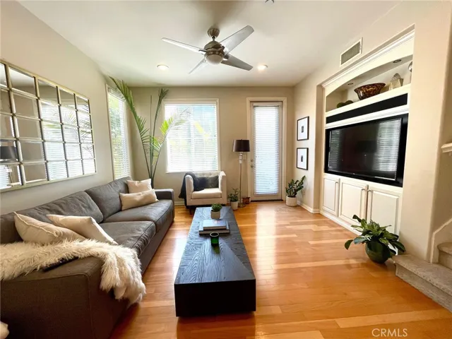 61 Greenhouse, Irvine, California 92603
