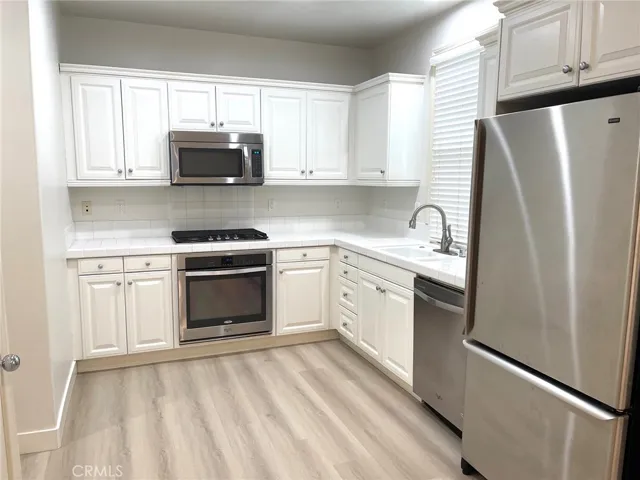61 Greenhouse, Irvine, California 92603