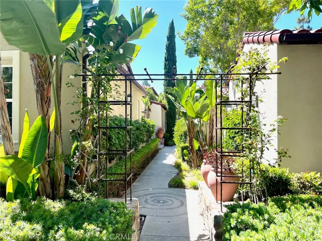 61 Greenhouse, Irvine, California 92603