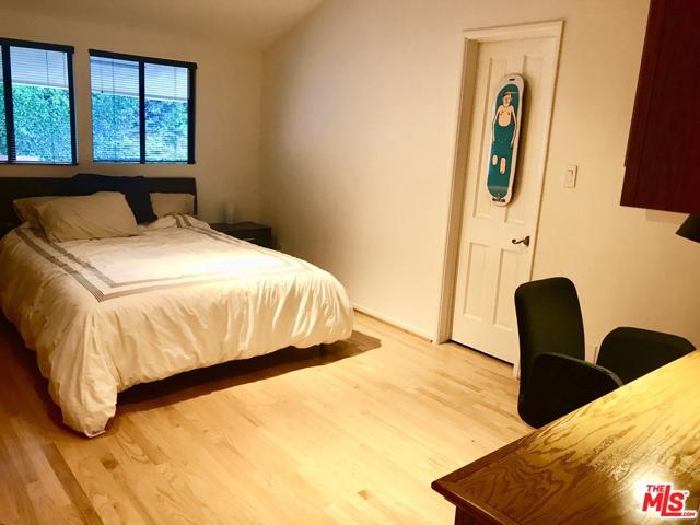 bedroom 3/office