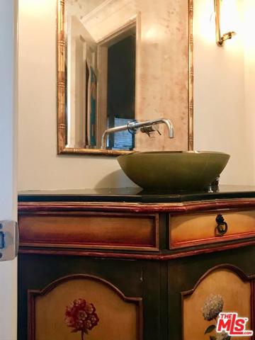 Powder room/ shower