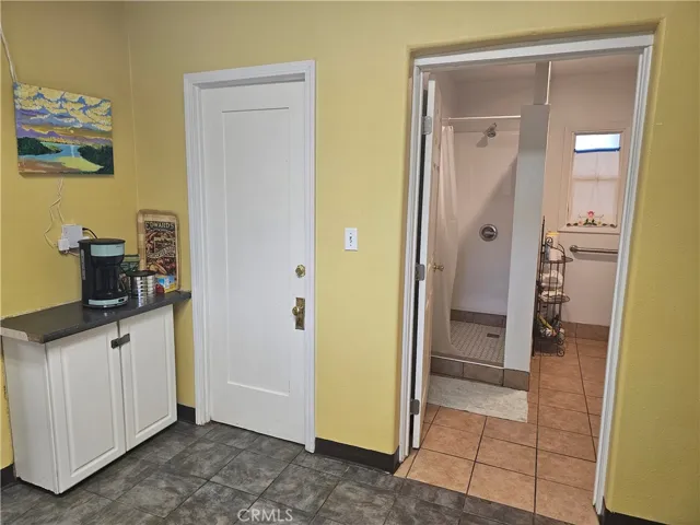 15534 6th Street, Victorville, California 92395