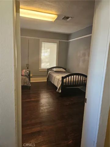15534 6th Street, Victorville, California 92395