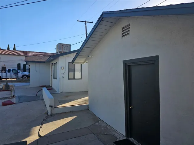 15534 6th Street, Victorville, California 92395