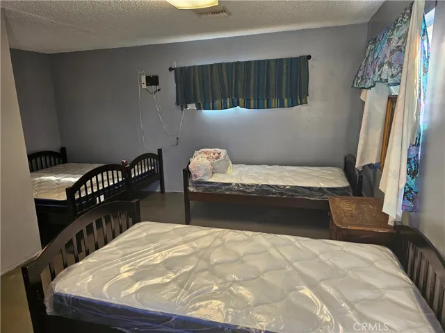 15534 6th Street, Victorville, California 92395