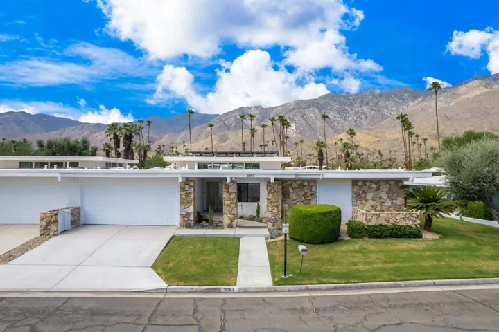 Canyon Estates Stunner