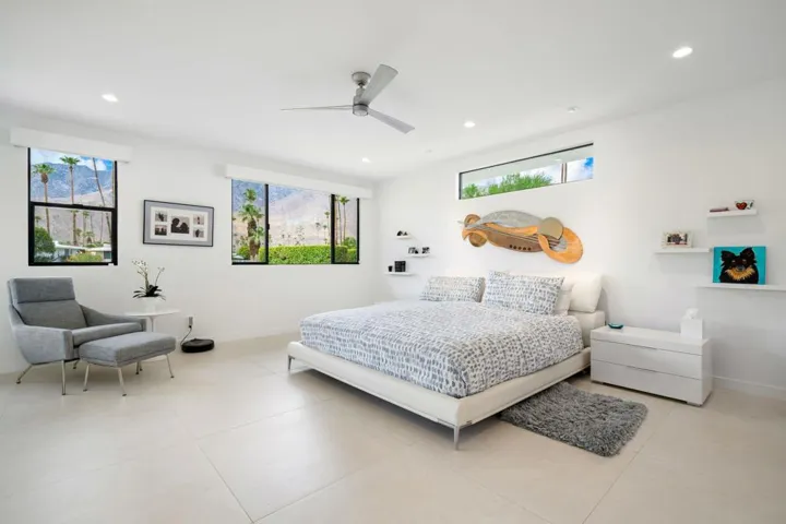 Spacious Primary