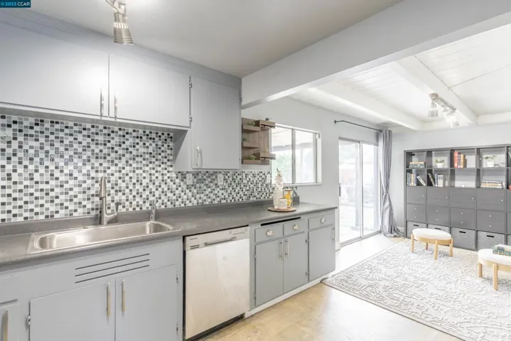 1918 Pablo Vista Ave, San Pablo, California 94806