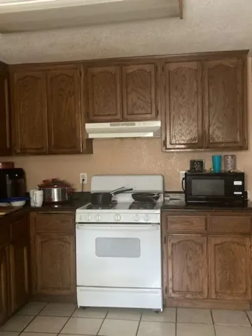 495 E Valley Street, Coalinga, California 93210