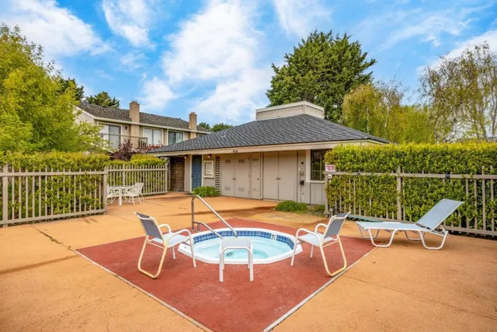 3850 Rio Road Unit 54, Carmel, California 93923