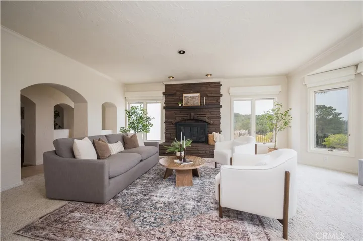 560 Easy Street, Arroyo Grande, California 93420