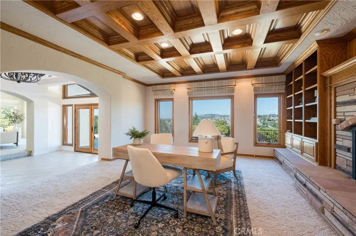 560 Easy Street, Arroyo Grande, California 93420