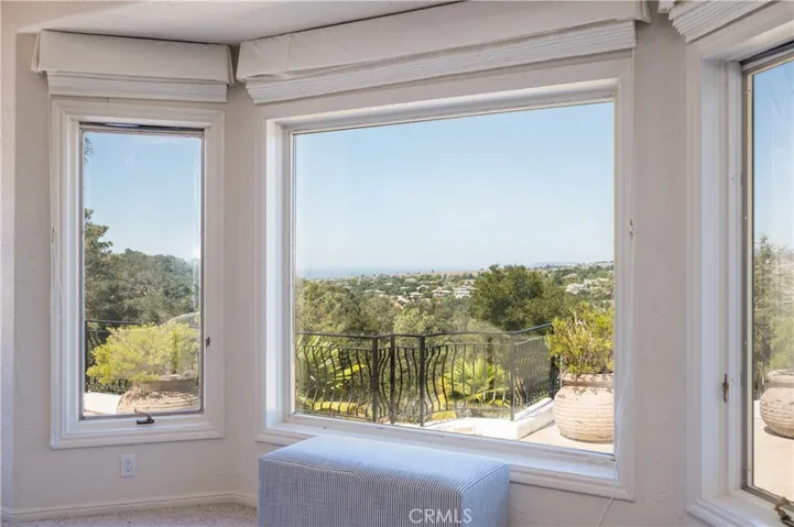 560 Easy Street, Arroyo Grande, California 93420