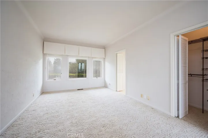 560 Easy Street, Arroyo Grande, California 93420