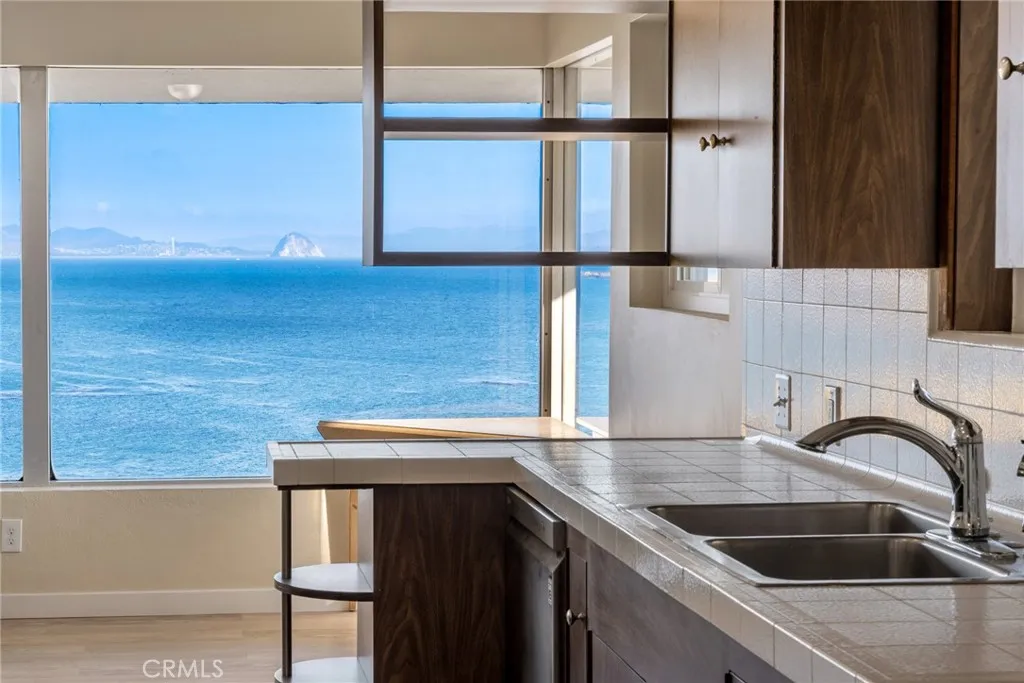 5010 Cabrillo, Cayucos, California 93430 home-pic-11