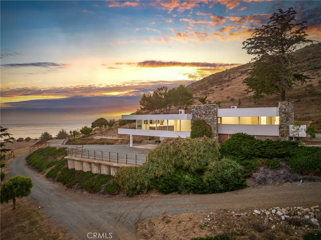 5010 Cabrillo, Cayucos, California 93430 home-pic-1
