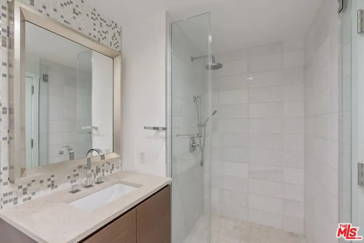 900 W Olympic Boulevard Unit 34H, Los Angeles, California 90015