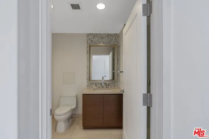 900 W Olympic Boulevard Unit 34H, Los Angeles, California 90015