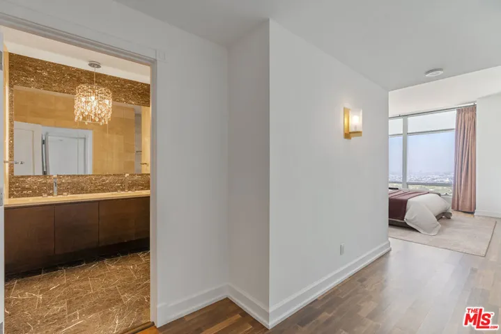 900 W Olympic Boulevard Unit 34H, Los Angeles, California 90015