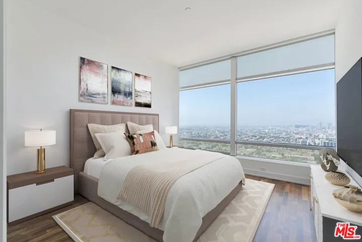 900 W Olympic Boulevard Unit 34H, Los Angeles, California 90015