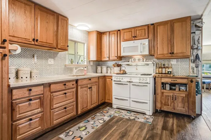 1120 E Mission Unit 89, Fallbrook, California 92028