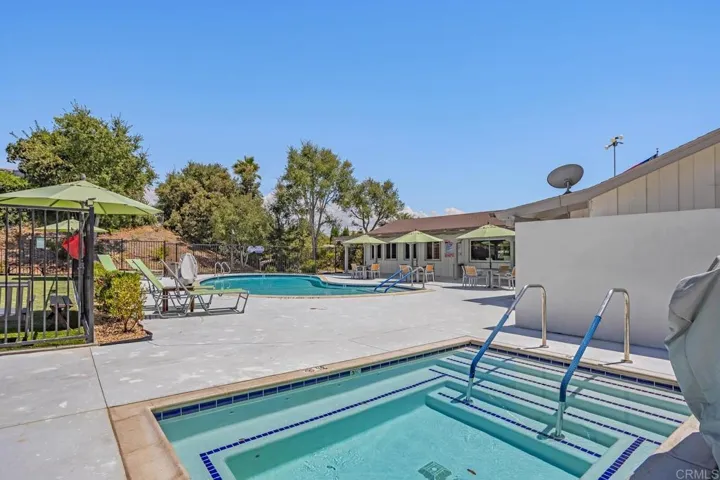 1120 E Mission Unit 89, Fallbrook, California 92028